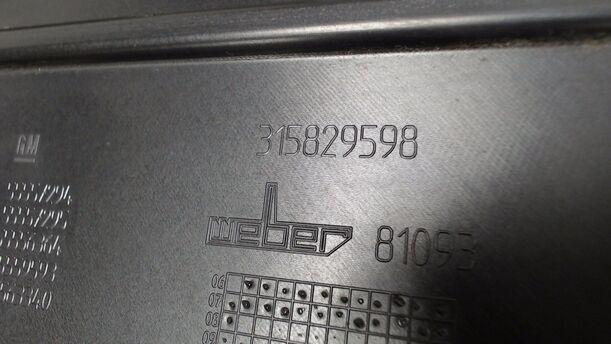 Foto: MOTORABDECKUNG / MOTORVERSCHALUNG eines Saab 9-3 1.9 TiD Sport Kombi DPF GL