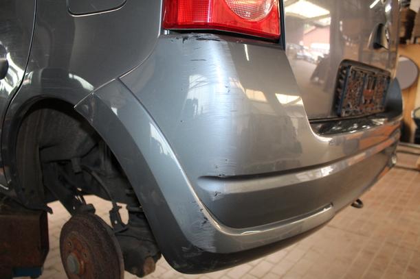 Foto: STOSSSTANGE / STOSSFÄNGER HINTEN (FACELIFT) eines Opel Agila 1.0 12 V GL