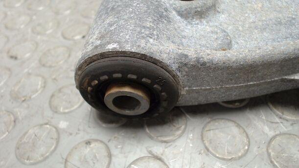 Foto: QUERLENKER VORN LINKS eines Saab 9-3 1.9 TiD Sport Kombi DPF GL