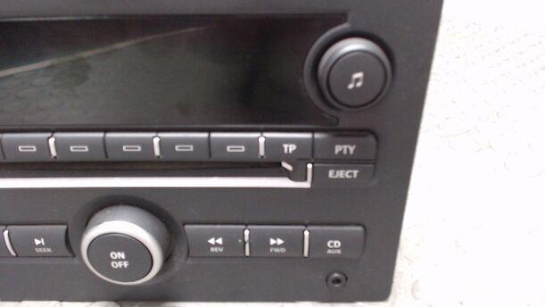 Foto: RADIO eines Saab 9-3 1.9 TiD Sport Kombi DPF GL