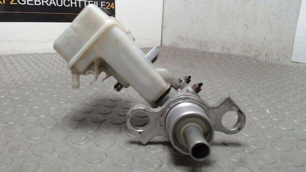 Foto: HAUPTBREMSZYLINDER eines Saab 9-3 1.9 TiD Sport Kombi DPF GL