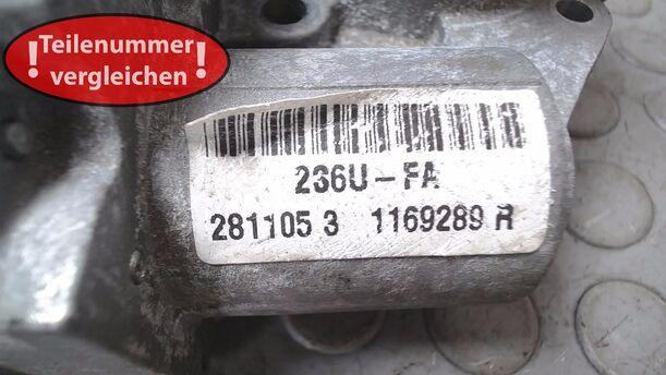 Foto: DROSSELKLAPPENSTUTZEN/ DROSSELKLAPPE eines Ford Fiesta 1.4 GL
