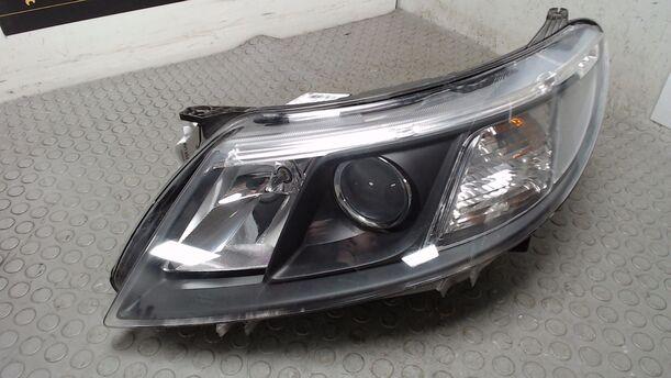 Foto: SCHEINWERFER LINKS eines Saab 9-3 1.9 TiD Sport Kombi DPF GL