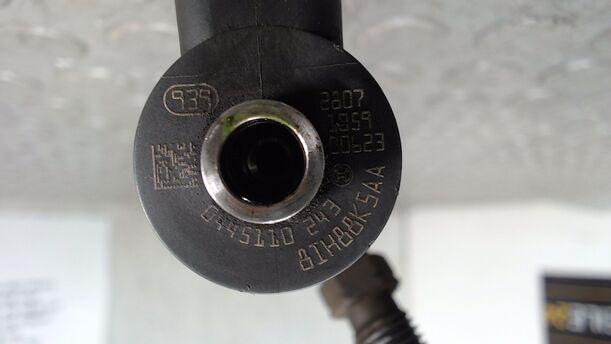 Foto: DIESELEINSPRITZDÜSE eines Saab 9-3 1.9 TiD Sport Kombi DPF GL