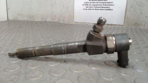 Foto: DIESELEINSPRITZDÜSE eines Saab 9-3 1.9 TiD Sport Kombi DPF GL