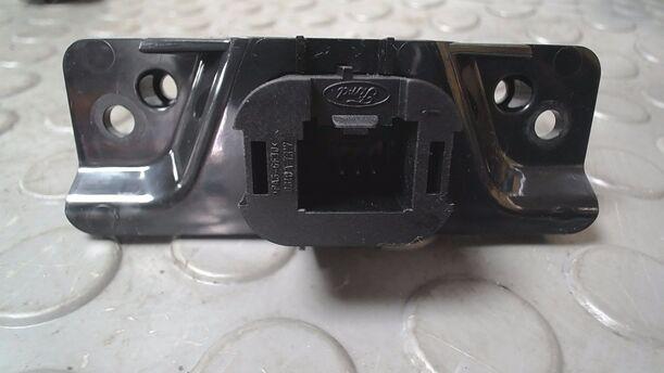 Foto: SCHALTER WARNBLINKANLAGE/ WARNBLINKSCHALTER eines Ford Fiesta 1.4 GL