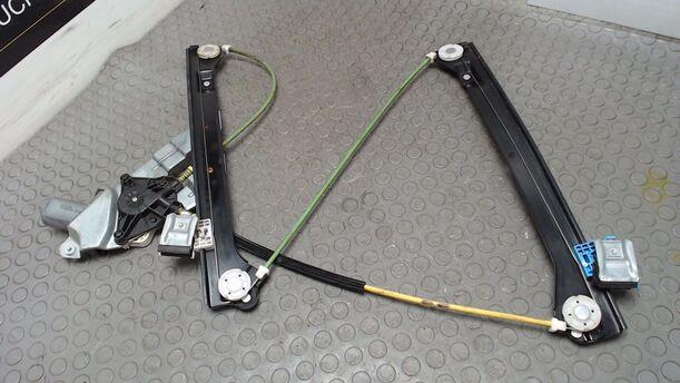 Foto: FENSTERHEBER VORN RECHTS ELEKTRISCH eines Saab 9-3 1.9 TiD Sport Kombi DPF GL