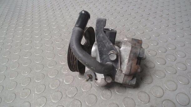 Foto: PUMPE SERVOLENKUNG/ SERVOPUMPE eines Hyundai Atos 1.1 CLX