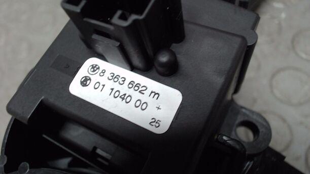 Foto: KOMBISCHALTER / LENKSTOCKSCHALTER eines BMW 318i