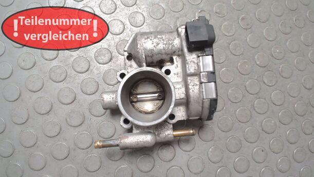 Foto: DROSSELKLAPPENSTUTZEN/ DROSSELKLAPPE  BOSCH eines Opel Agila 1.0 12 V