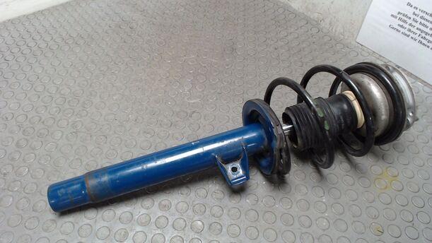 Foto: FEDERBEIN VORN LINKS eines BMW 318i