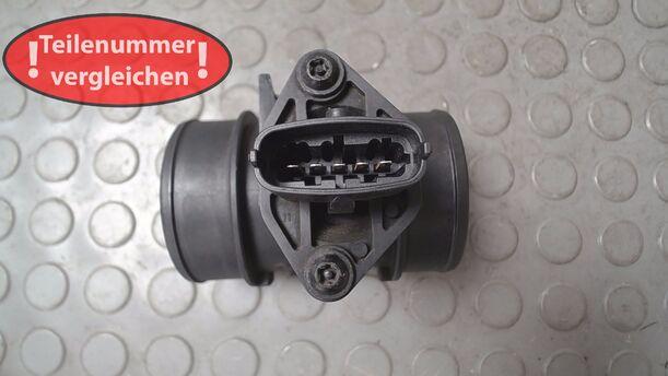 Foto: LUFTMASSENMESSER ( BOSCH ) eines Opel Agila 1.0 12 V
