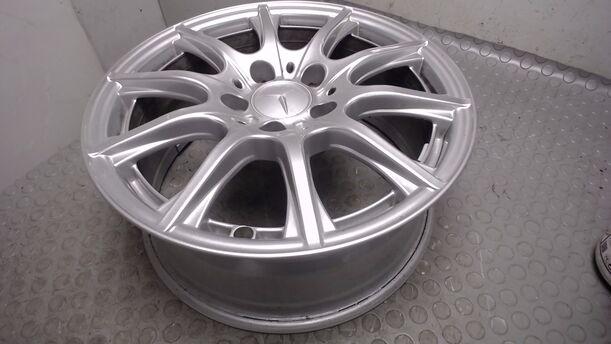 Foto: ALUFELGE 6,5X16 ET38 eines Mercedes-Benz C 160 T 9G-TRONIC