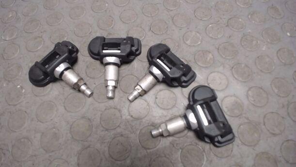 Foto: SENSOR REIFENDRUCKKONTROLLE (4 STÜCK) eines Mercedes-Benz C 160 T 9G-TRONIC