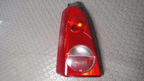 Foto: HECKLEUCHTE/ RÜCKLEUCHTE LINKS ( VALEO ) eines Opel Agila 1.0 12 V