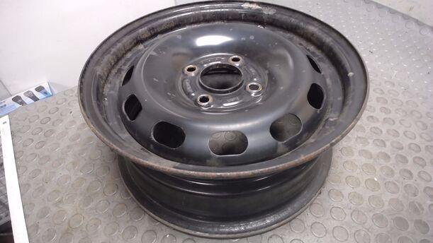Foto: STAHLFELGE 5,5X14 ET47,5 eines Ford Fusion 1.25 acenta