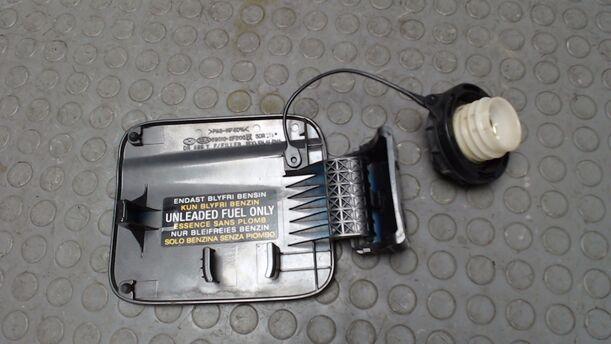 Foto: TANKKLAPPE / TANKDECKEL eines Kia Cerato 1.6