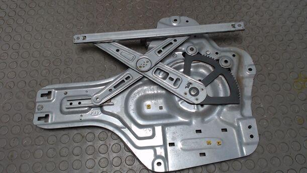 Foto: FENSTERHEBER HINTEN LINKS eines Kia Cerato 1.6