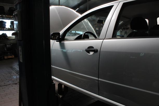 Foto: TÜR VORN LINKS eines Skoda Fabia 1.2 HTP