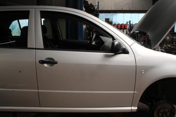 Foto: TÜR VORN RECHTS eines Skoda Fabia 1.2 HTP