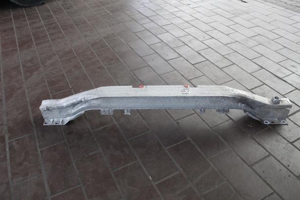Foto: VERSTÄRKUNG HINTEN (LIMOUSINE 4/5-TÜRER) eines Opel Astra 1.8