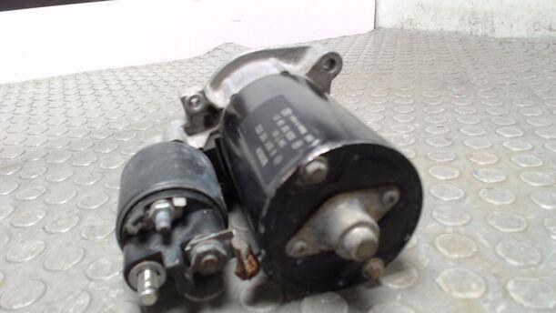 Foto: ANLASSER / STARTER  BOSCH eines Mercedes-Benz CLK Coupe 200 Kompressor