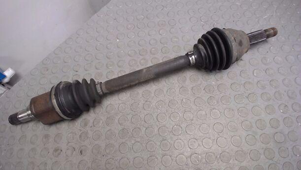 Foto: ANTRIEBSWELLE LINKS eines Ford Fusion 1.25