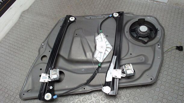 Foto: FENSTERHEBER VORN LINKS  (4/5-TÜRER) eines Mercedes-Benz A 150