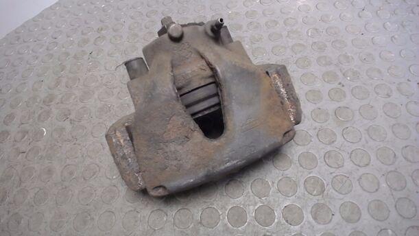 Foto: BREMSSATTEL VORN LINKS eines Opel Zafira 1.9 CDTI Automatik