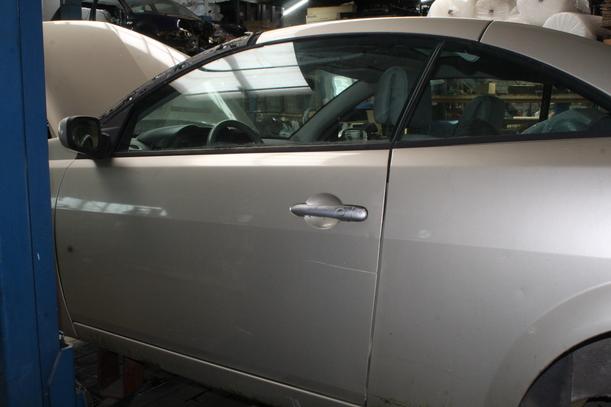 Foto: TÜR LINKS ( CABRIO ) eines Renault Megane 2.0 Coupe-Cabriolet Aut.