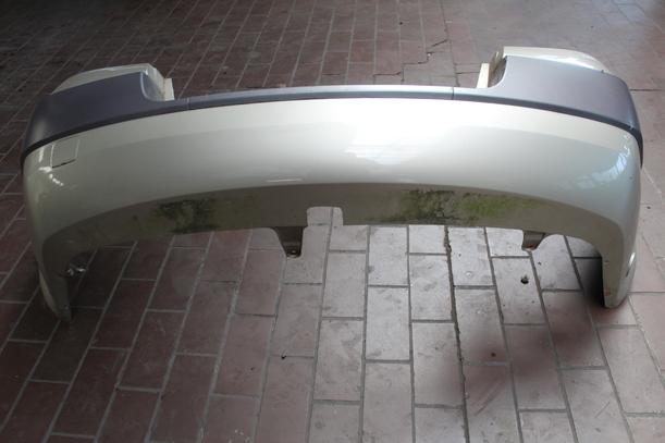 Foto: STOSSFÄNGER / STOßSTANGE HINTEN eines Renault Megane 2.0 Coupe-Cabriolet Aut.