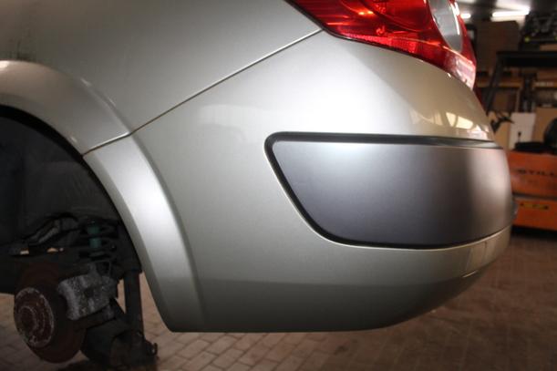 Foto: STOSSFÄNGER / STOßSTANGE HINTEN eines Renault Megane 2.0 Coupe-Cabriolet Aut.