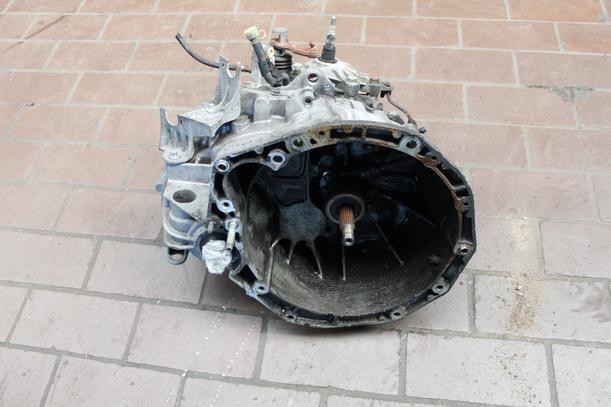 Foto: SCHALTGETRIEBE 6 GANG ( ND0 ) eines Renault Megane 2.0 Coupe-Cabriolet Aut.