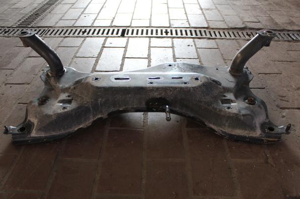 Foto: VORDERACHSE/ ACHSE VORN eines Suzuki Alto 1.0