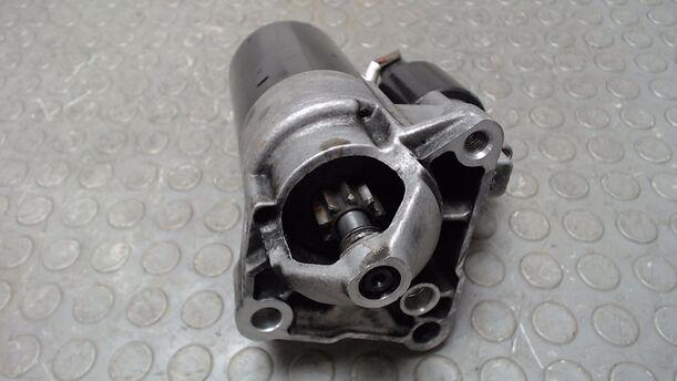 Foto: ANLASSER / STARTER BOSCH eines Renault Megane 2.0 Coupe-Cabriolet Aut.
