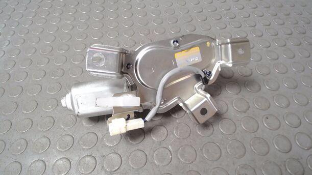 Foto: SCHEIBENWISCHERMOTOR HINTEN eines Suzuki Alto 1.0