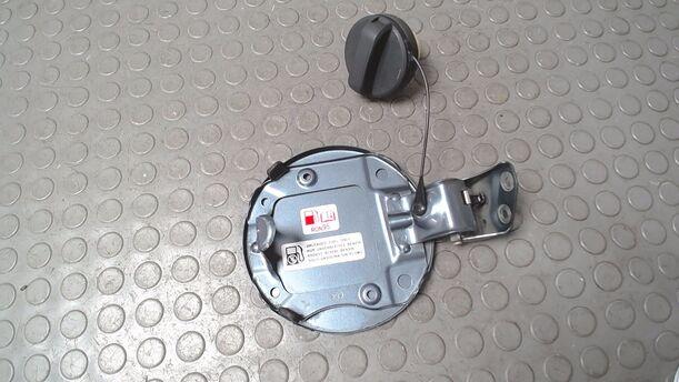 Foto: TANKKLAPPE/ TANKDECKEL eines Suzuki Alto 1.0