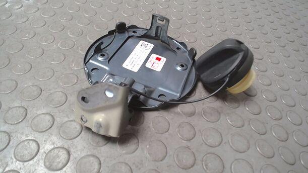Foto: TANKKLAPPE/ TANKDECKEL eines Suzuki Alto 1.0