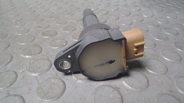 Foto: ZÜNDSPULE eines Suzuki Alto 1.0