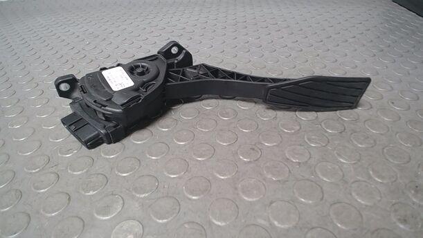 Foto: GASPEDAL eines Suzuki Alto 1.0