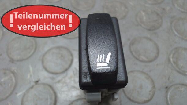 Foto: SCHALTER SITZHEIZUNG eines Renault Megane 2.0 Coupe-Cabriolet Aut. CLX