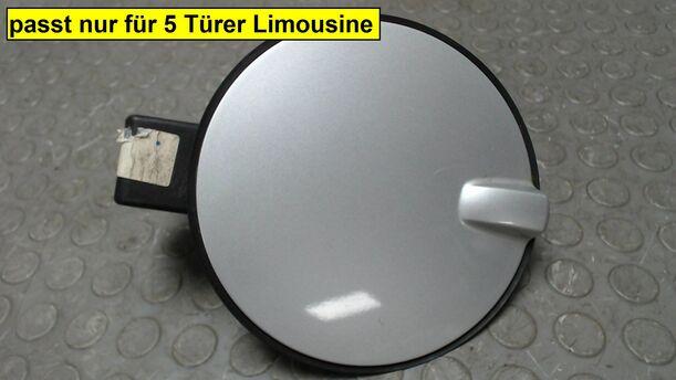 Foto: TANKKLAPPE / TANKDECKEL eines Opel Astra 1.8 CLX