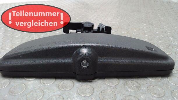 Foto: INNENSPIEGEL AUTOMATISCH ABBLENDBAR eines Opel Astra 1.8 CLX