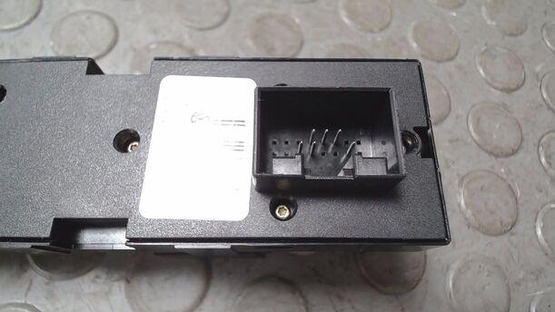 Foto: FENSTERHEBERSCHALTER eines Skoda Fabia 1.4 TDI Combi CLX
