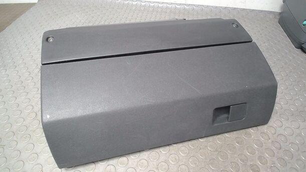 Foto: HANDSCHUHFACH eines Skoda Fabia 1.4 TDI Combi CLX