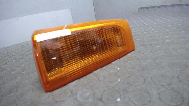Foto: BLINKER / BLINKLEUCHTe RECHTS (FACELIFT) eines Opel Ascona c LS