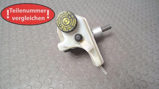 Foto: HAUPTBREMSZYLINDER eines VW Passat Variant 1.8 GL