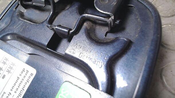 Foto: TANKKLAPPE/ TANKDECKEL ( MOD 94 ) eines VW Passat Variant 1.8 LS