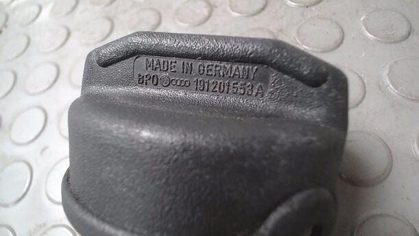 Foto: TANKVERSCHLUSS/ TANKDECKEL eines VW Passat Variant 1.8