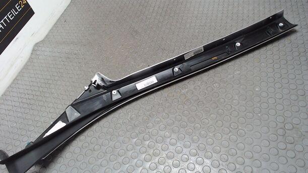 Foto: BLENDE / ABDECKUNG A SÄULE LINKS eines Renault Grand Scenic dCi 130 FAP Viva X